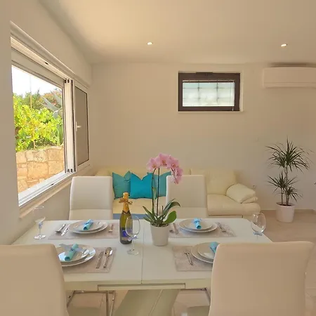 Apartment Fuer 4 Personen Ca 46 Qm In Vinkuran, Istrien Istrische Riviera